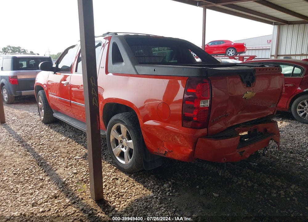 2011 CHEVROLET AVALANCHE 1500 LTZ VIN: 3GNTKGE37BG205050