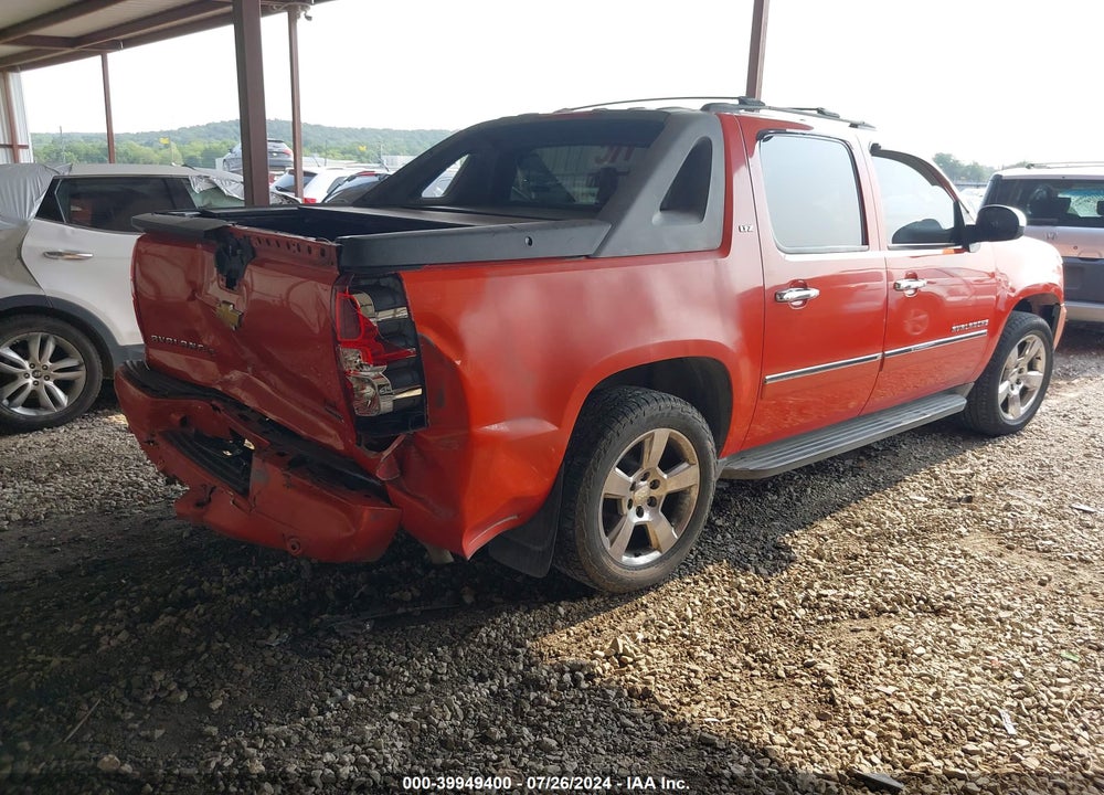 2011 CHEVROLET AVALANCHE 1500 LTZ VIN: 3GNTKGE37BG205050
