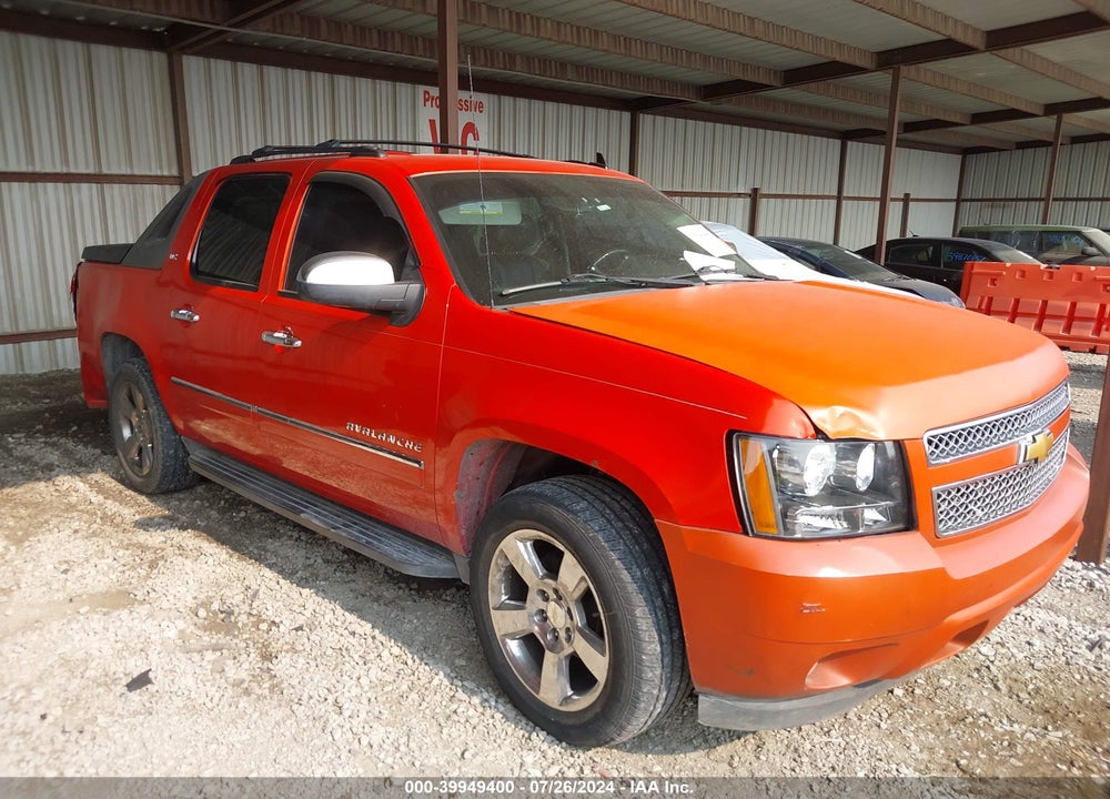 2011 CHEVROLET AVALANCHE 1500 LTZ VIN: 3GNTKGE37BG205050