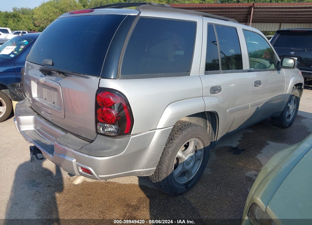 2007 CHEVROLET TRAILBLAZER LS VIN: 1GNDS13S872175682