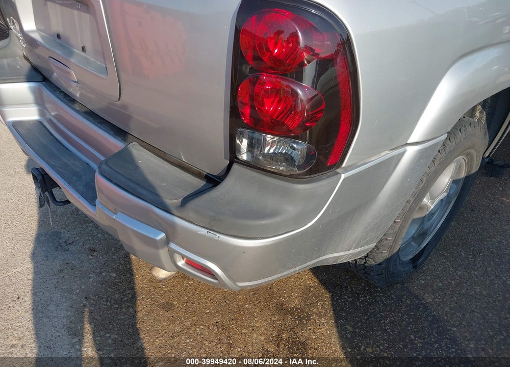2007 CHEVROLET TRAILBLAZER LS VIN: 1GNDS13S872175682