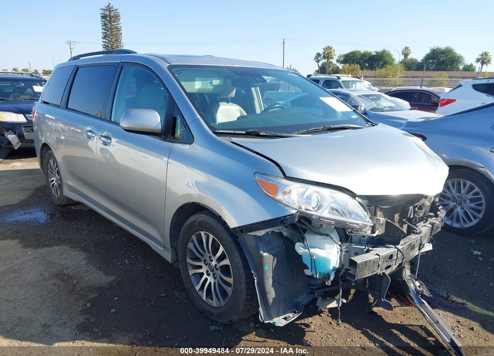 2019 TOYOTA SIENNA XLE 8 PASSENGER VIN: 5TDYZ3DC6KS970739