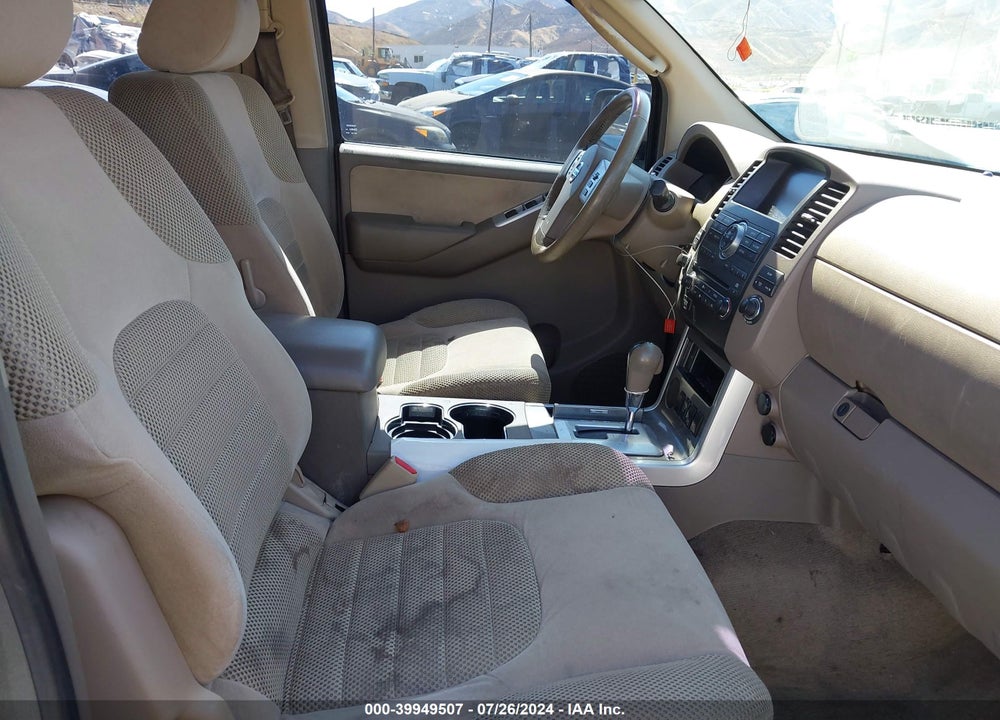 2008 NISSAN PATHFINDER SE VIN: 5N1AR18U78C612225