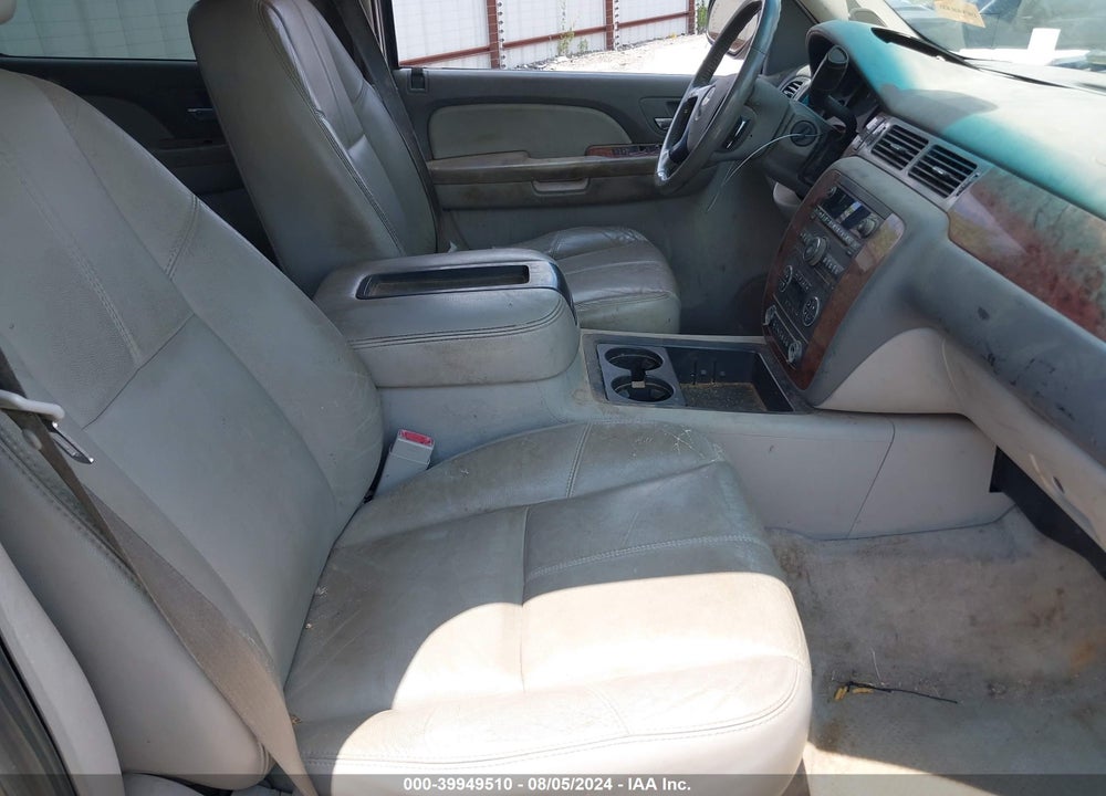 2007 CHEVROLET SUBURBAN 1500 LT VIN: 3GNFK16397G288867