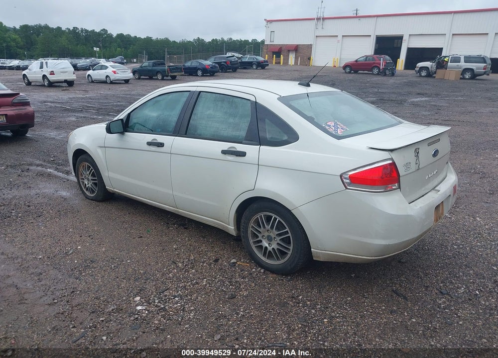 2011 FORD FOCUS SE VIN: 1FAHP3FN0BW203950