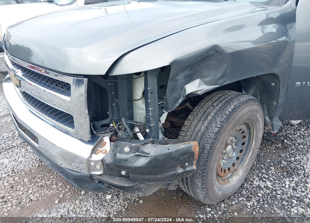 2011 CHEVROLET SILVERADO 1500 WORK TRUCK VIN: 1GCNKPEX4BZ360143
