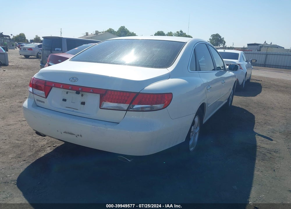 2006 HYUNDAI AZERA LIMITED/SE VIN: KMHFC46F86A075225