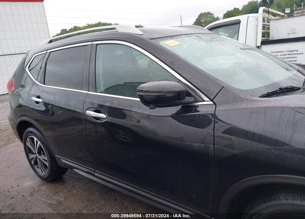 2018 NISSAN ROGUE VIN: 5N1AT2MV0JC728765