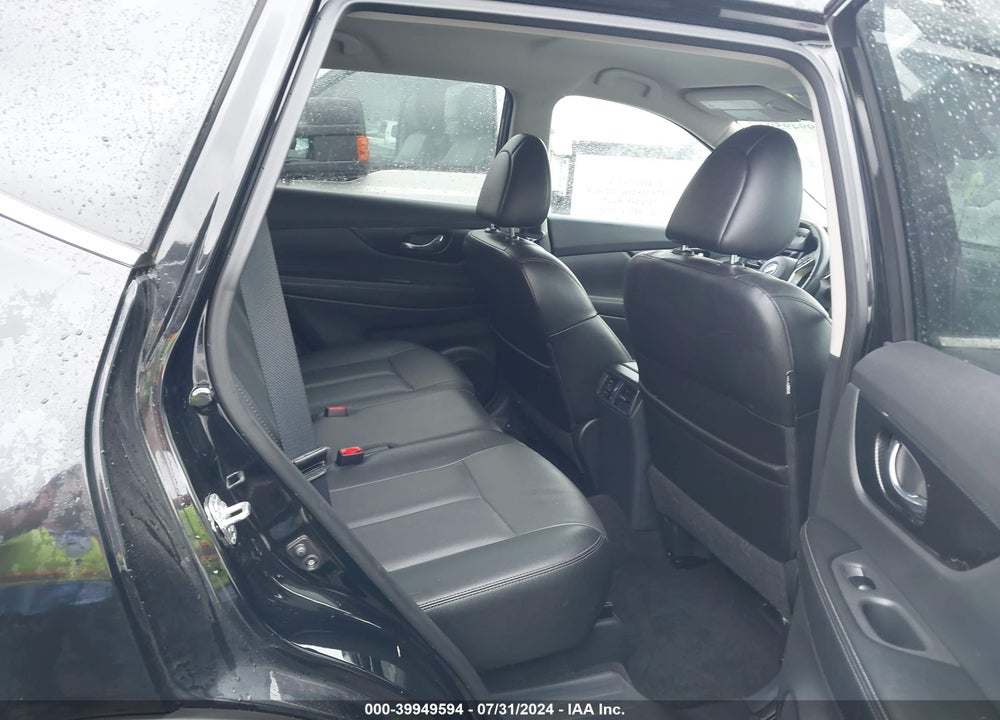 2018 NISSAN ROGUE VIN: 5N1AT2MV0JC728765