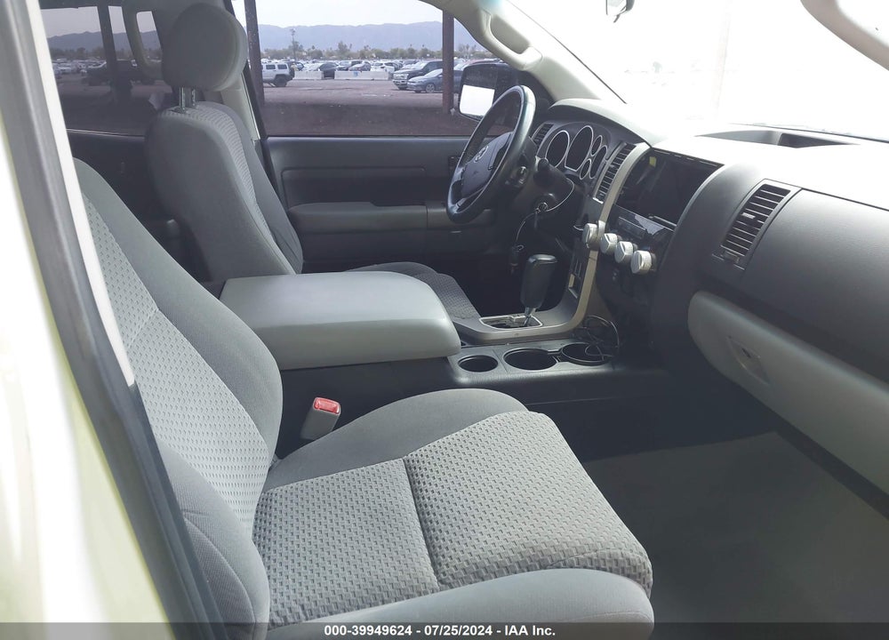 2011 TOYOTA TUNDRA GRADE 5.7L V8 VIN: 5TFRY5F17BX100443