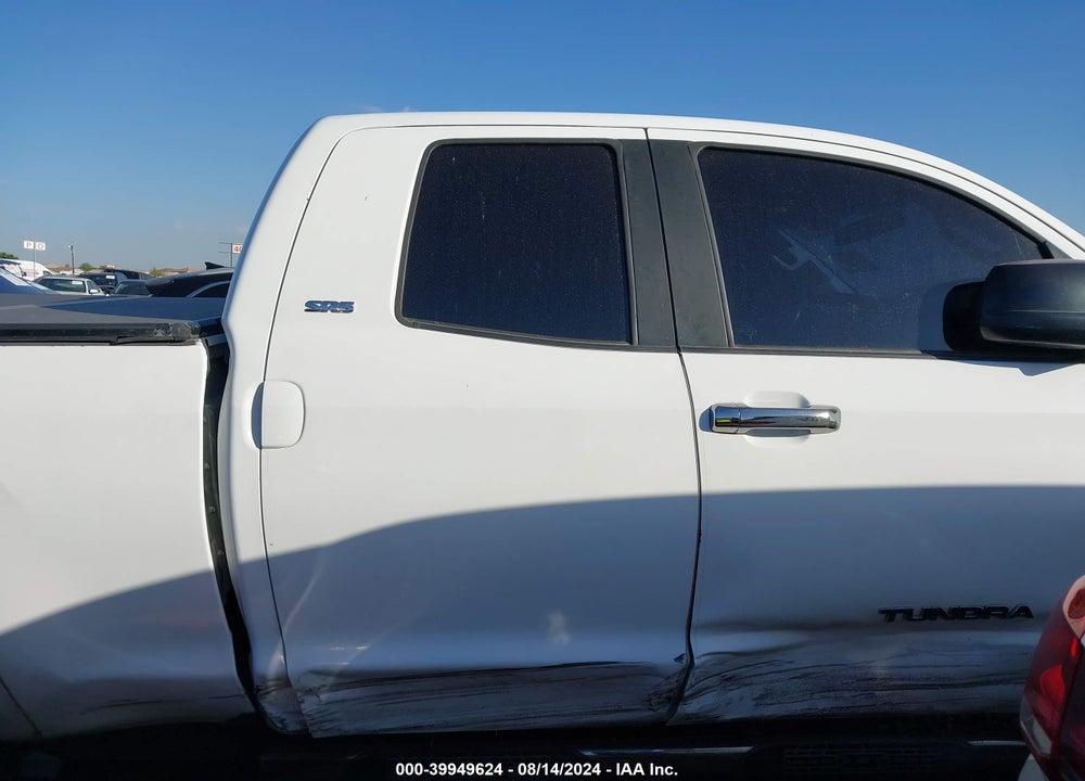 2011 TOYOTA TUNDRA GRADE 5.7L V8 VIN: 5TFRY5F17BX100443