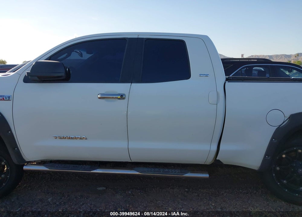 2011 TOYOTA TUNDRA GRADE 5.7L V8 VIN: 5TFRY5F17BX100443