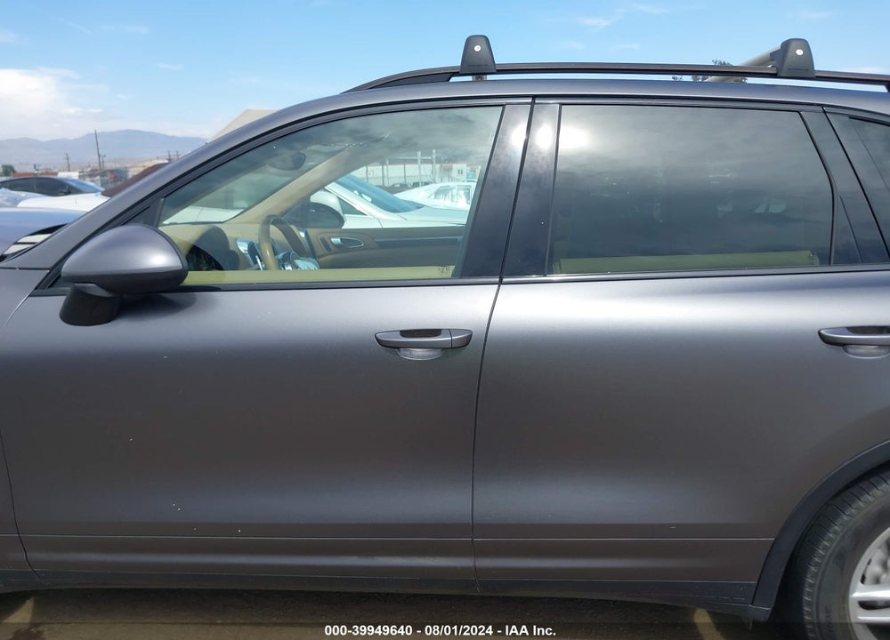 2012 PORSCHE CAYENNE S VIN: WP1AB2A28CLA50978