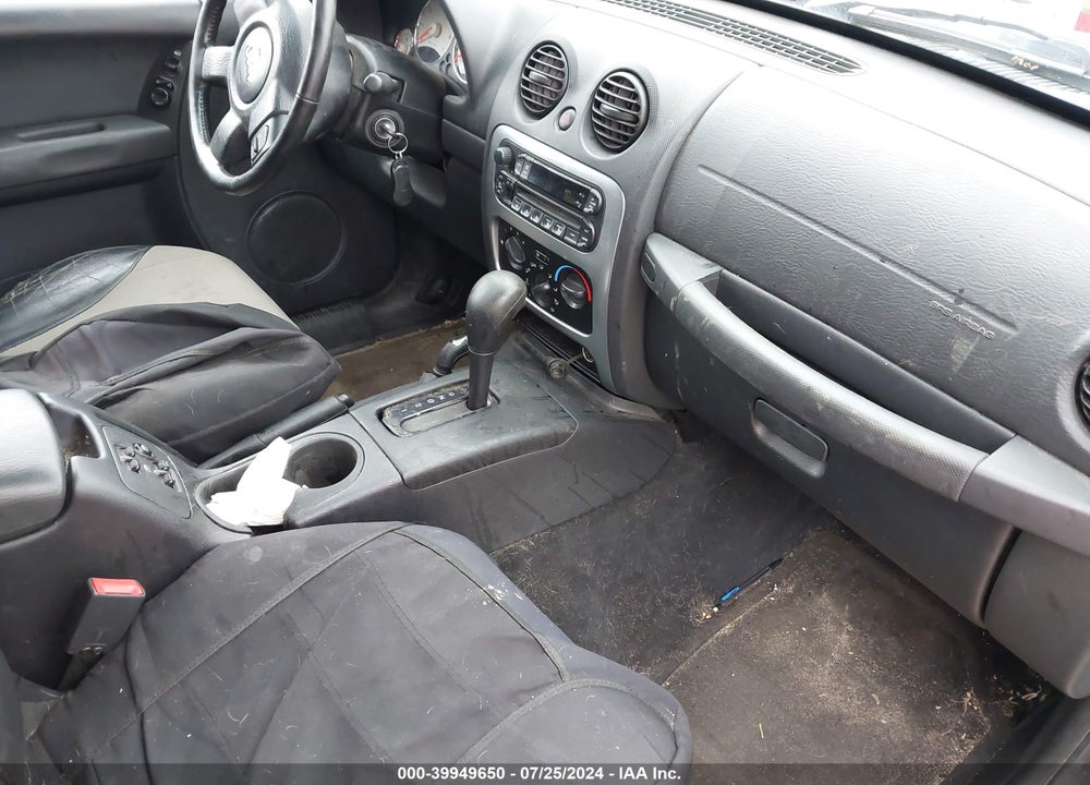 2004 JEEP LIBERTY SPORT VIN: 1J4GL48K54W177546