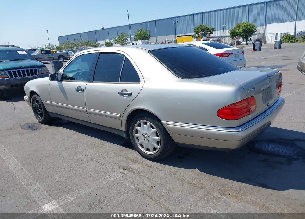 1999 MERCEDES-BENZ E 320 VIN: WDBJF65H6XA767276