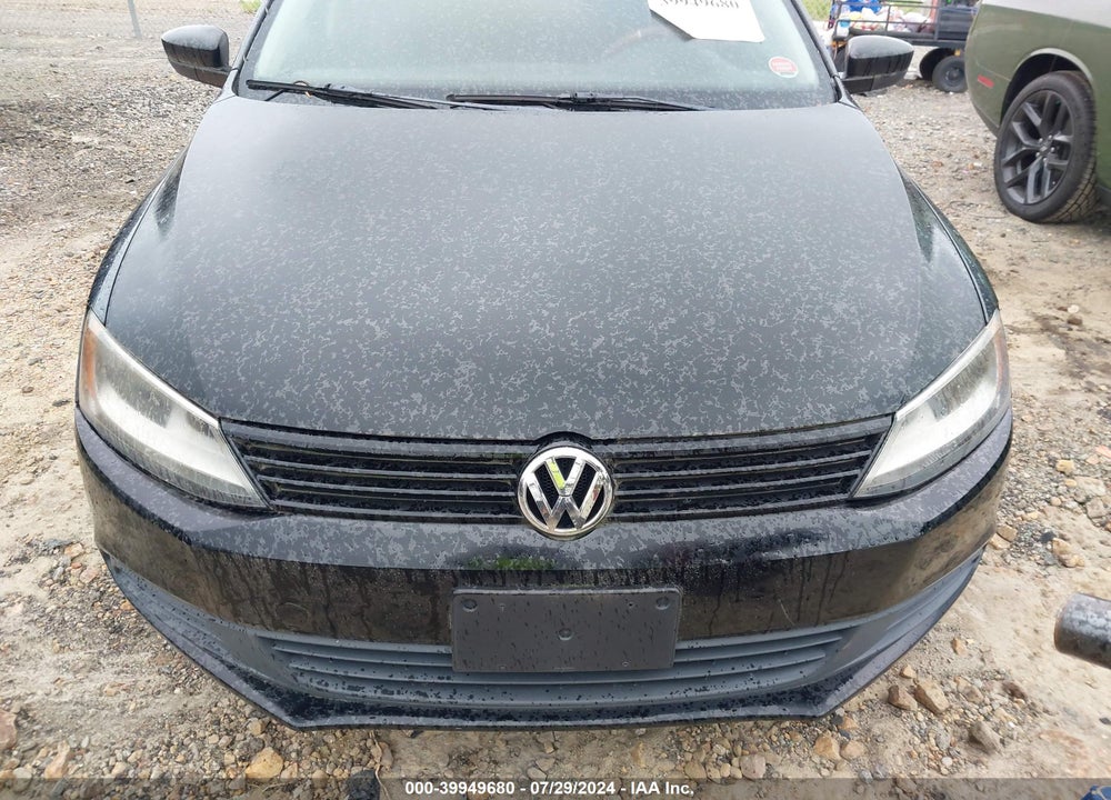 2011 VOLKSWAGEN JETTA 2.0L S VIN: 3VW2K7AJ6BM019068