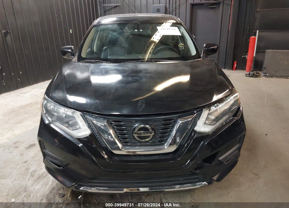 2018 NISSAN ROGUE S VIN: JN8AT2MV3JW310854