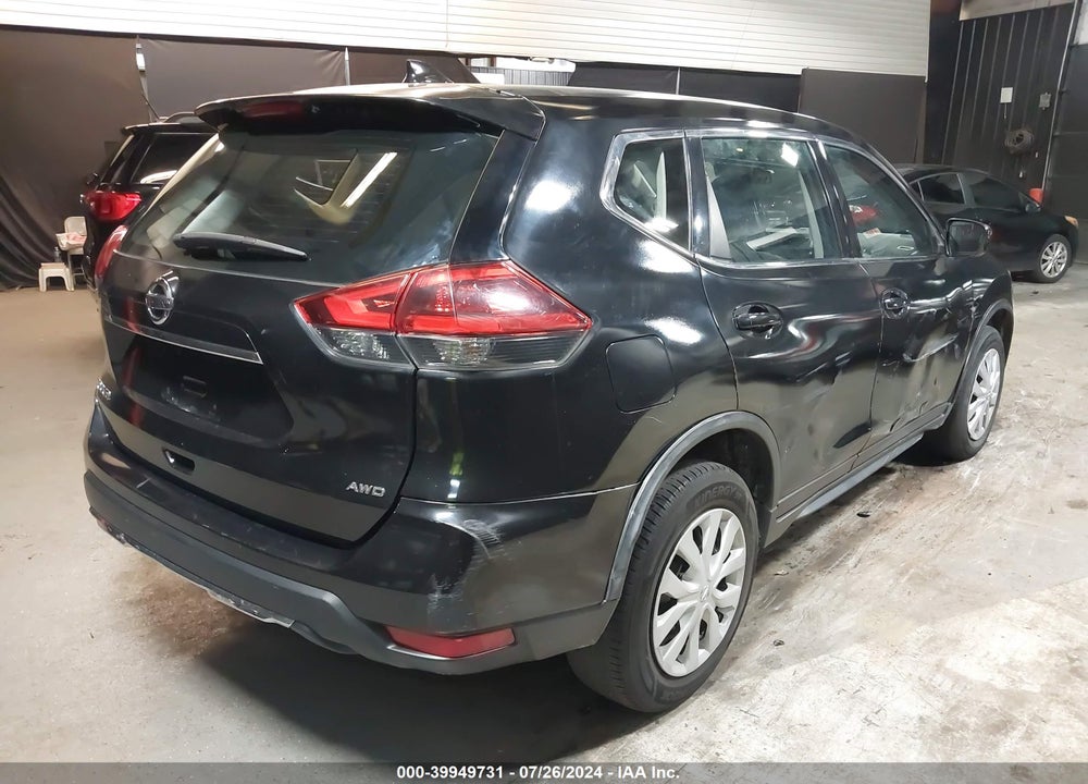 2018 NISSAN ROGUE S VIN: JN8AT2MV3JW310854