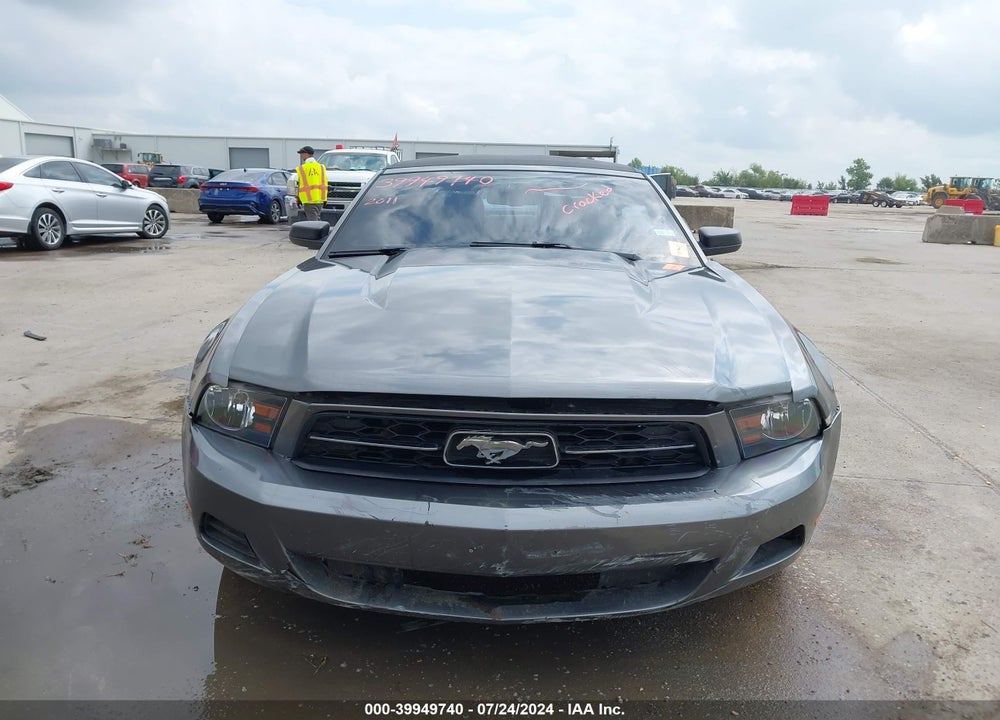 2011 FORD MUSTANG V6 PREMIUM VIN: 1ZVBP8EM0B5109236