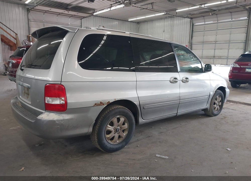 2005 KIA SEDONA EX/LX VIN: KNDUP131356668841