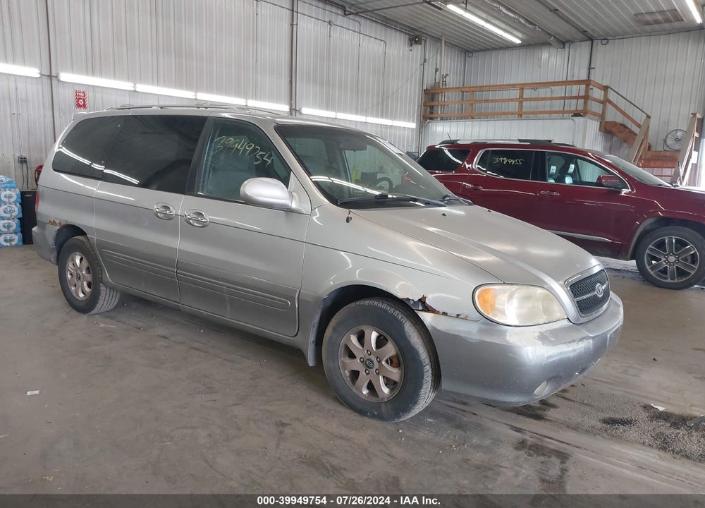 2005 KIA SEDONA EX/LX VIN: KNDUP131356668841