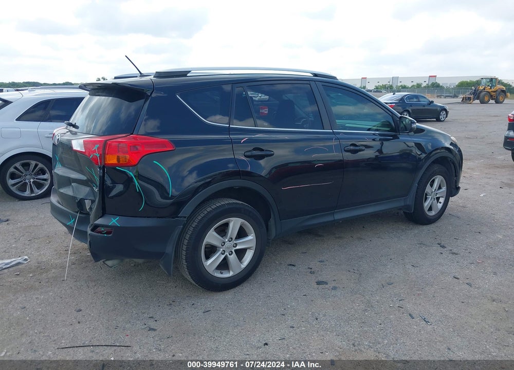 2013 TOYOTA RAV4 XLE VIN: 2T3WFREV6DW026489