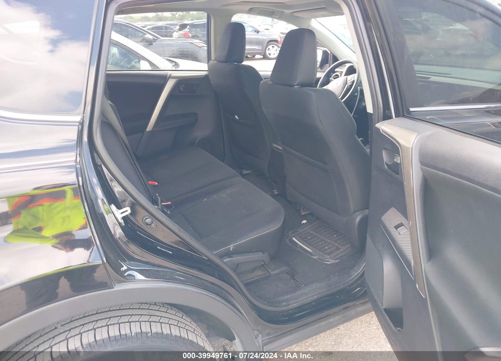 2013 TOYOTA RAV4 XLE VIN: 2T3WFREV6DW026489