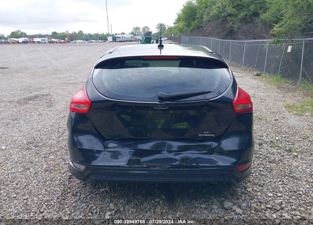 2015 FORD FOCUS SE VIN: 1FADP3K25FL373710