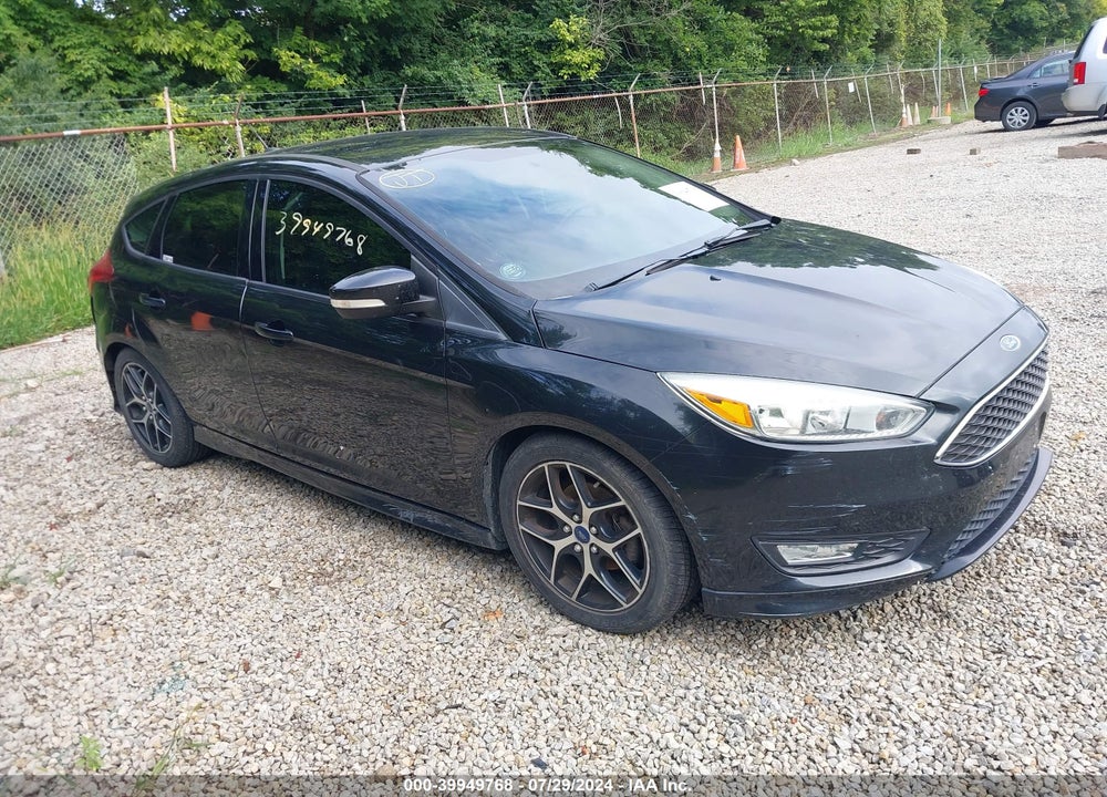2015 FORD FOCUS SE VIN: 1FADP3K25FL373710