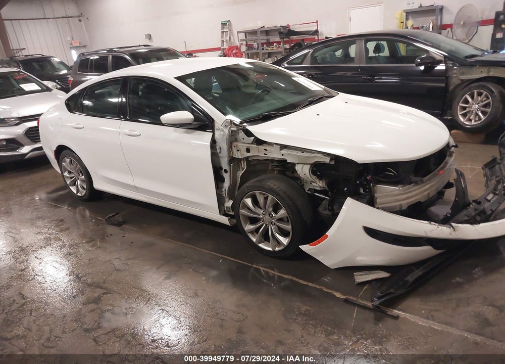 2015 CHRYSLER 200 S VIN: 1C3CCCBB3FN709316