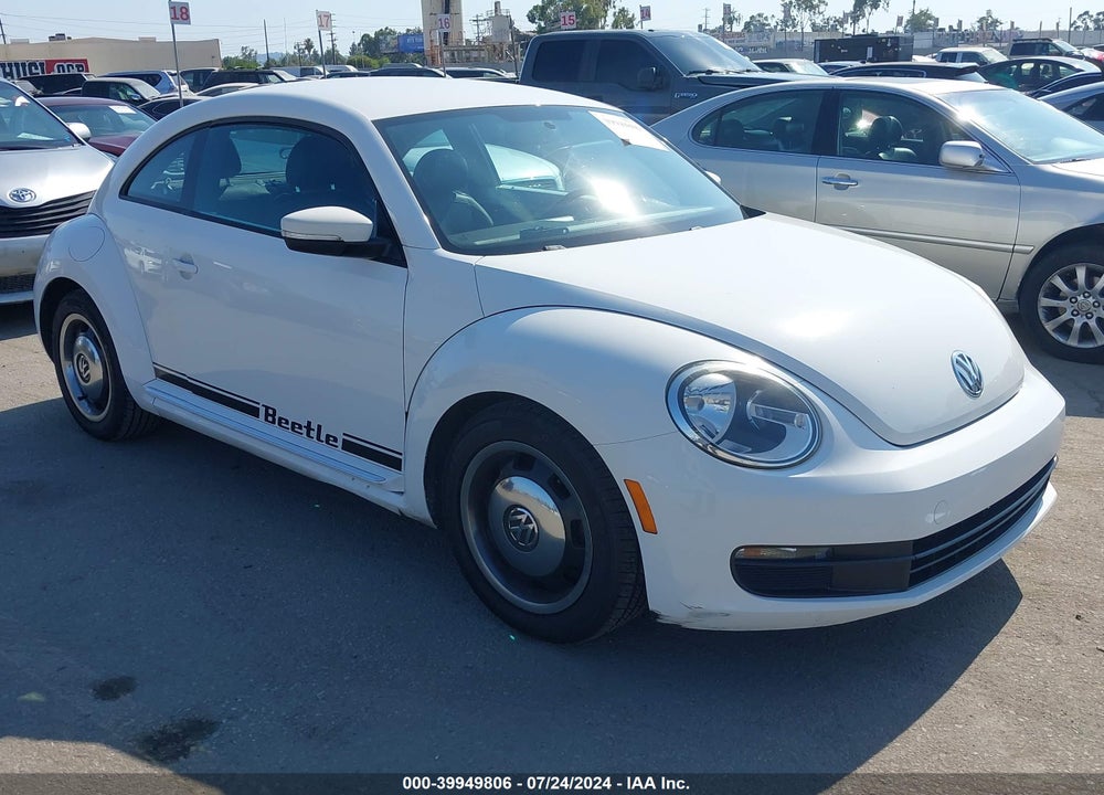 2012 VOLKSWAGEN BEETLE 2.5L VIN: 3VWJP7AT7CM620926