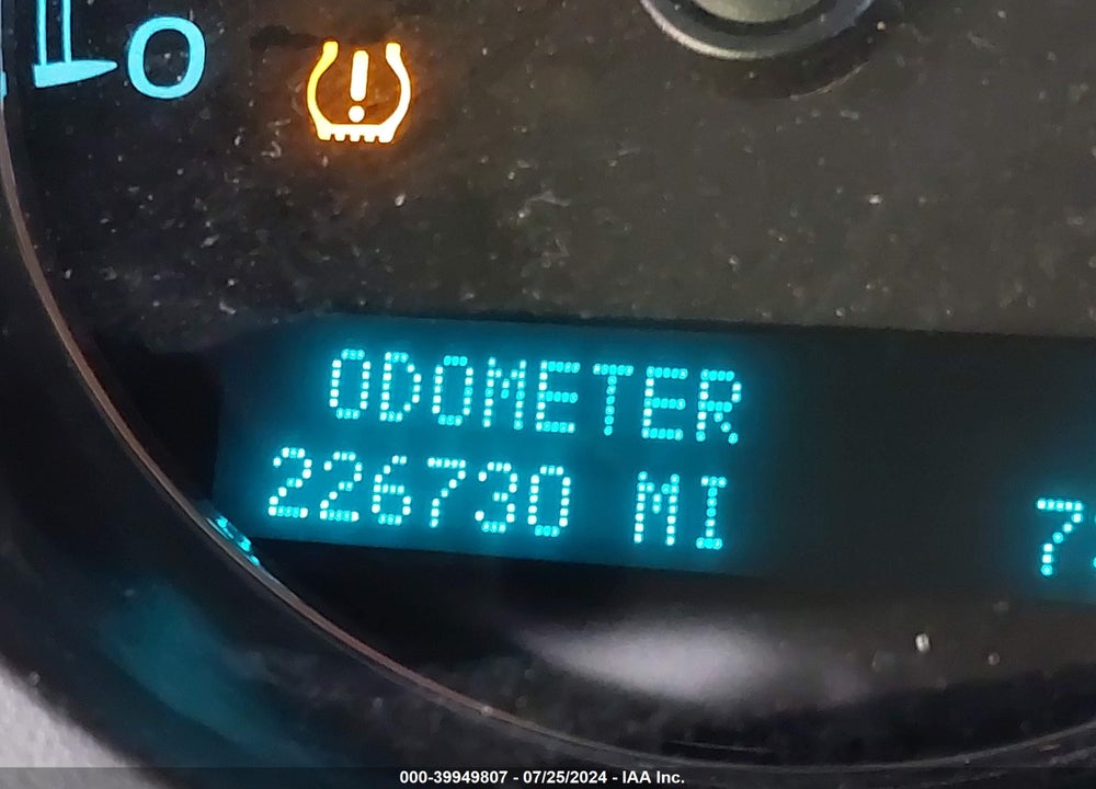2011 GMC SIERRA 1500 SLT VIN: 1GTR2WE31BZ210161
