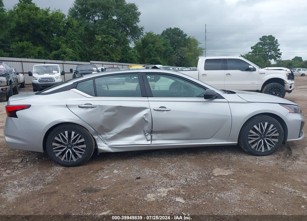 2024 NISSAN ALTIMA SV FWD VIN: 1N4BL4DV3RN328970