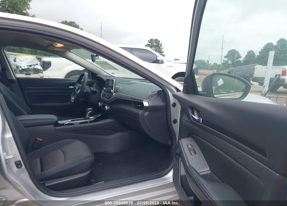2024 NISSAN ALTIMA SV FWD VIN: 1N4BL4DV3RN328970