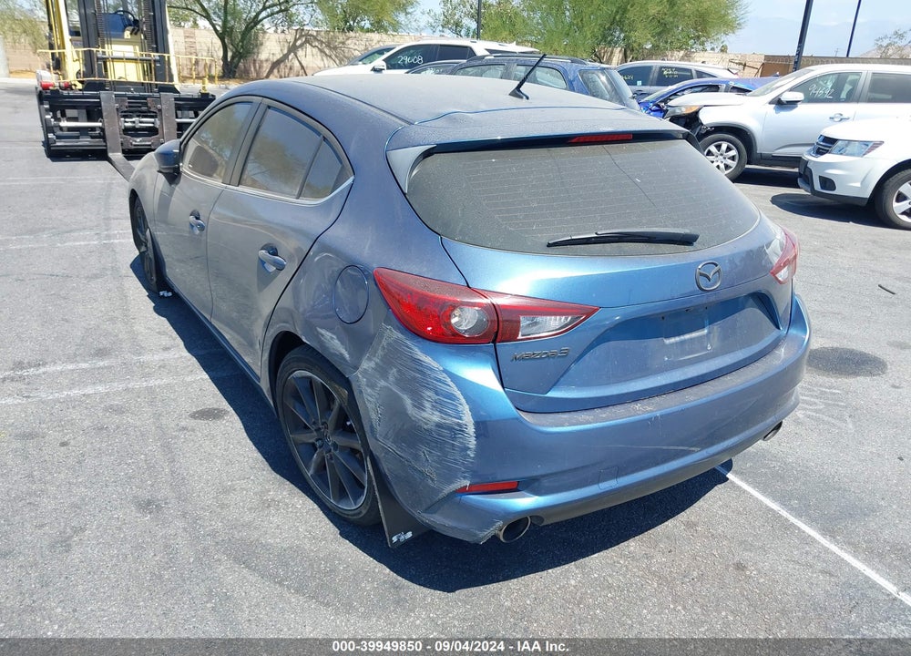 2018 MAZDA 3 TOURING VIN: 3MZBN1L36JM263806