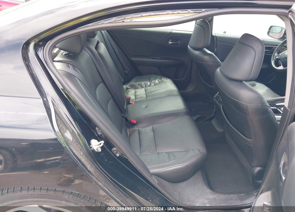 2017 HONDA ACCORD EX-L V6 VIN: 1HGCR3F87HA033232
