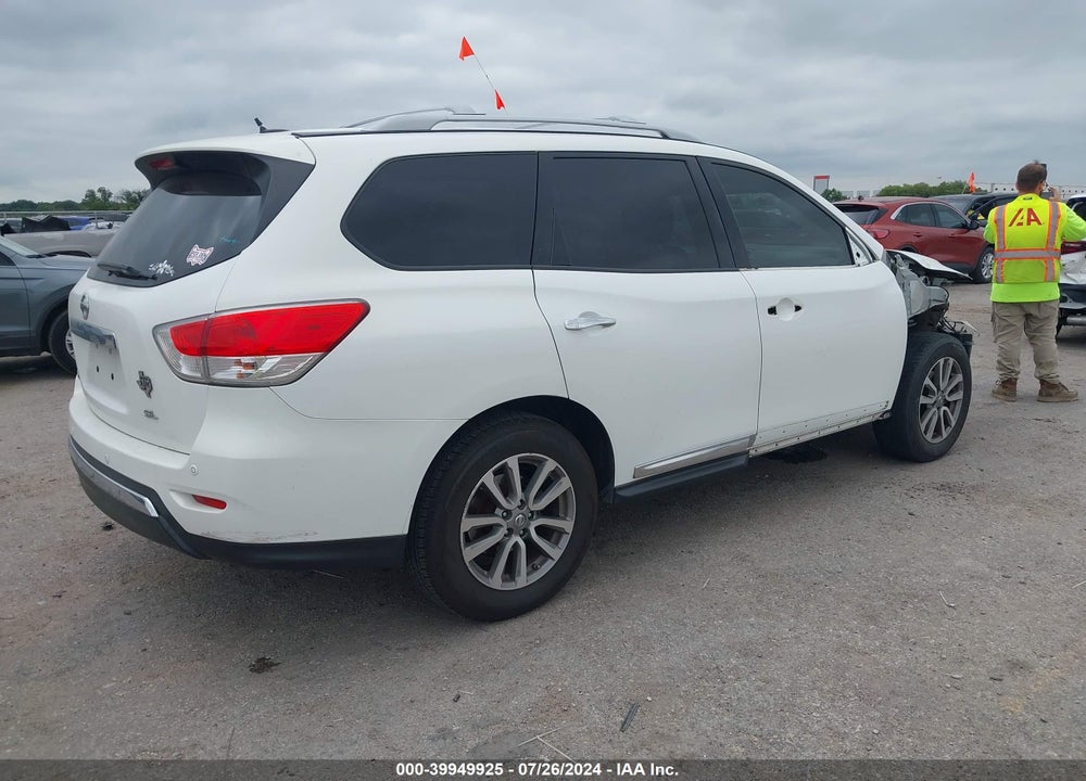 2013 NISSAN PATHFINDER SL VIN: 5N1AR2MN7DC676652