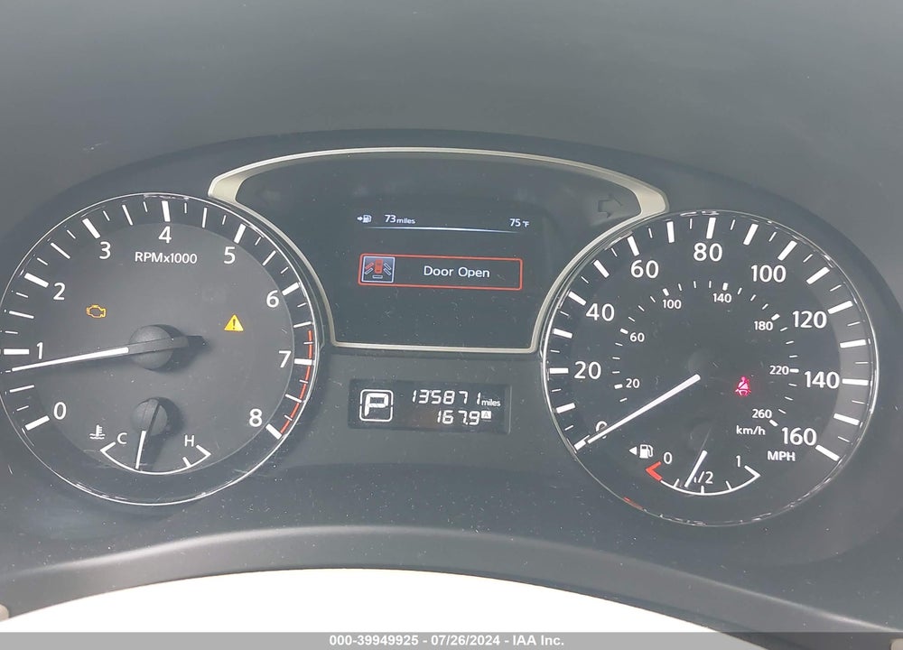 2013 NISSAN PATHFINDER SL VIN: 5N1AR2MN7DC676652