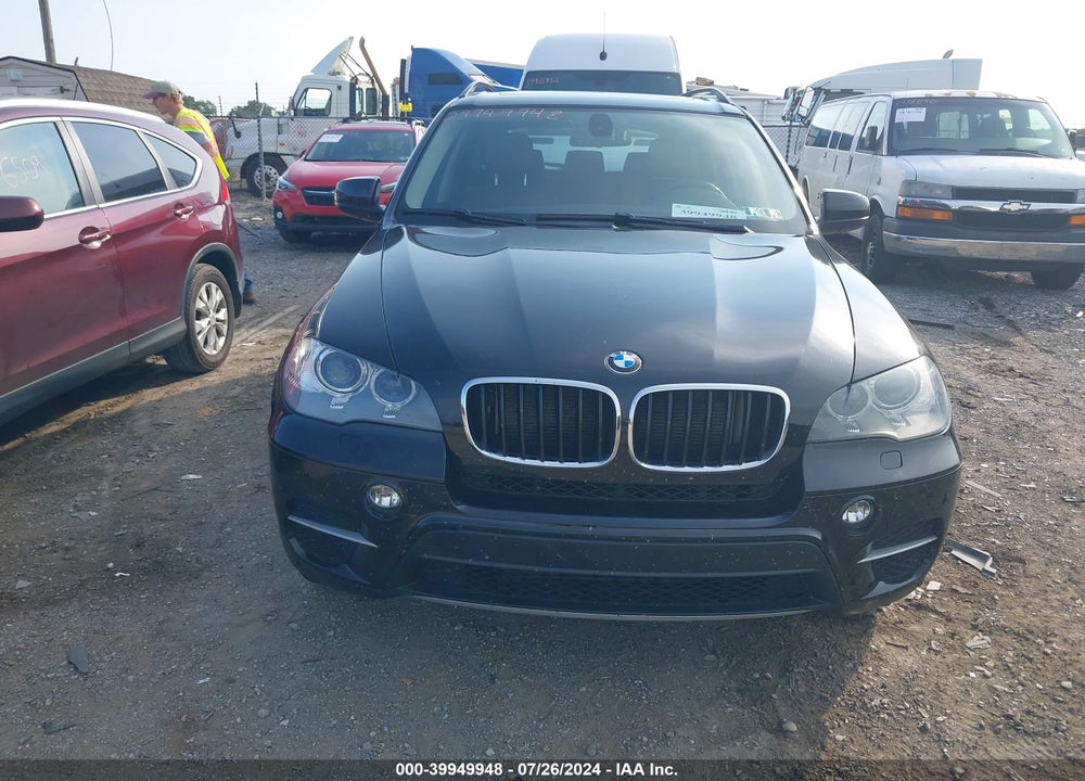 2013 BMW X5 XDRIVE35I/XDRIVE35I PREMIUM/XDRIVE35I SPORT ACTIVITY VIN: 5UXZV4C50D0B02915