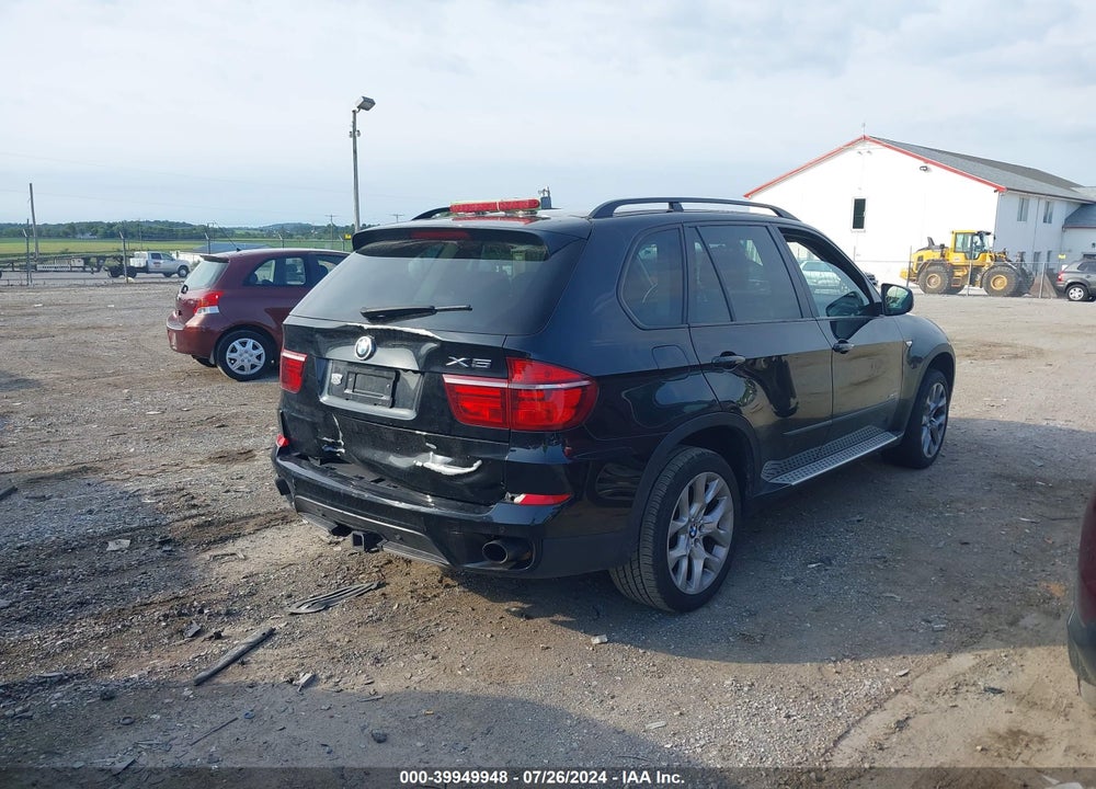 2013 BMW X5 XDRIVE35I/XDRIVE35I PREMIUM/XDRIVE35I SPORT ACTIVITY VIN: 5UXZV4C50D0B02915