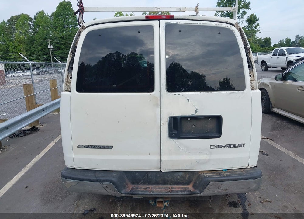 2004 CHEVROLET EXPRESS VIN: 1GNFG15T241154697