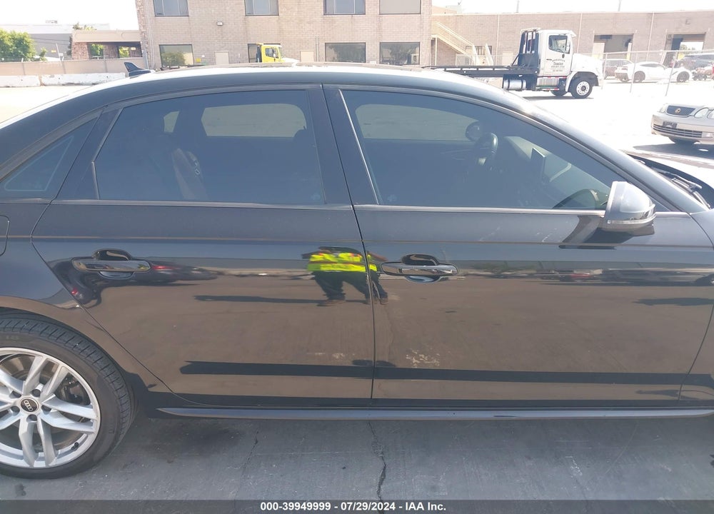 2017 AUDI A4 2.0T SEASON OF  PREMIUM VIN: WAUDNAF44HN041634