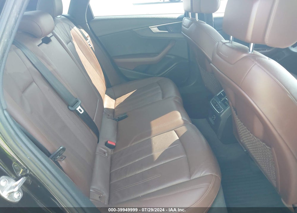 2017 AUDI A4 2.0T SEASON OF  PREMIUM VIN: WAUDNAF44HN041634