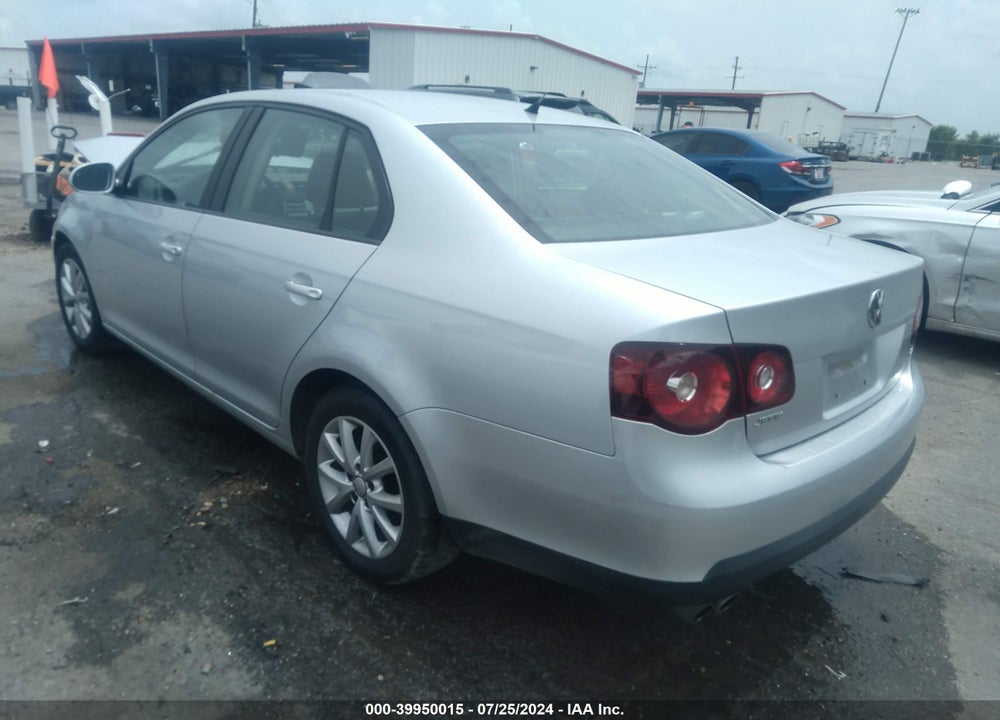 2010 VOLKSWAGEN JETTA LIMITED EDITION VIN: 3VWAX7AJ1AM143258