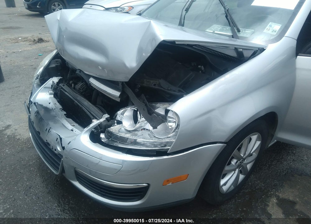 2010 VOLKSWAGEN JETTA LIMITED EDITION VIN: 3VWAX7AJ1AM143258