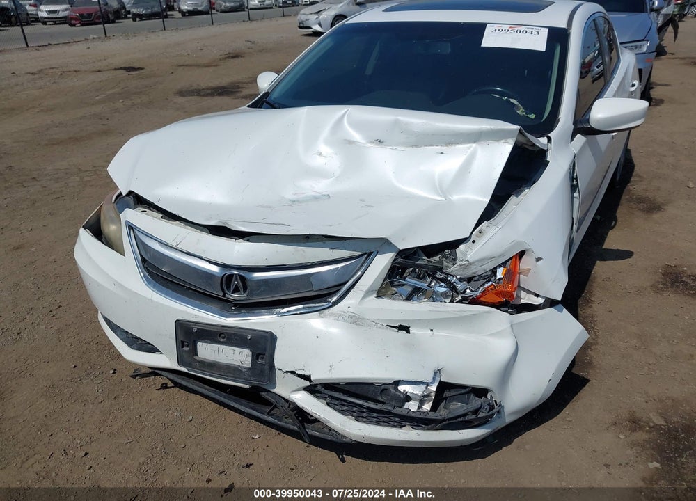 2013 ACURA ILX 2.0L VIN: 19VDE1F76DE013774