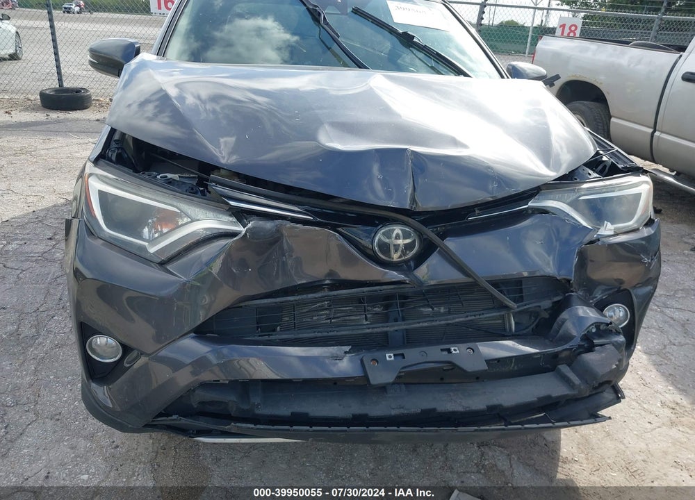 2018 TOYOTA RAV4 VIN: JTMWFREV8JJ199330