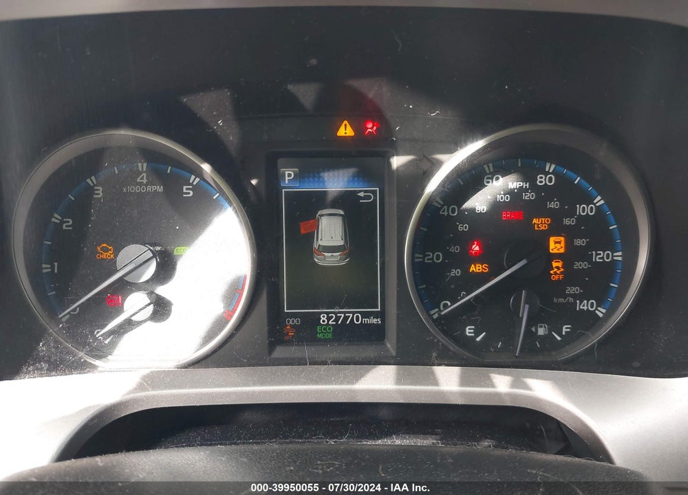 2018 TOYOTA RAV4 VIN: JTMWFREV8JJ199330