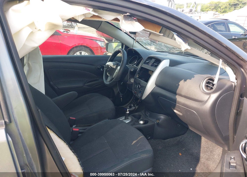 2019 NISSAN VERSA 1.6 SV VIN: 3N1CN7AP0KL872383