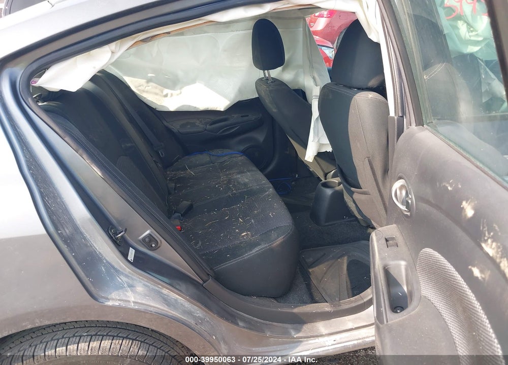2019 NISSAN VERSA 1.6 SV VIN: 3N1CN7AP0KL872383